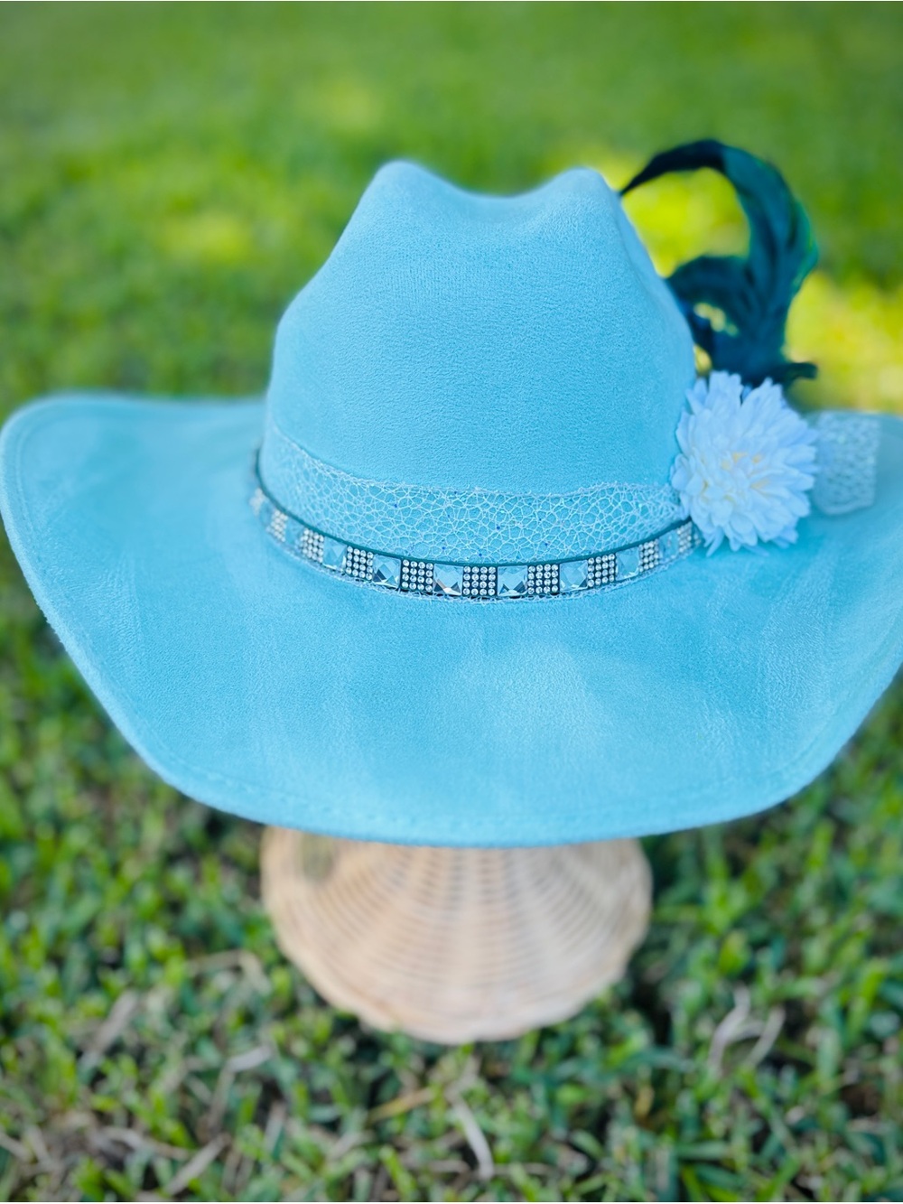 Women's Turquoise Felt Western Hat with Beaded Band and Flower